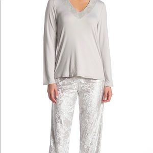 Tahari sleepwear pant set